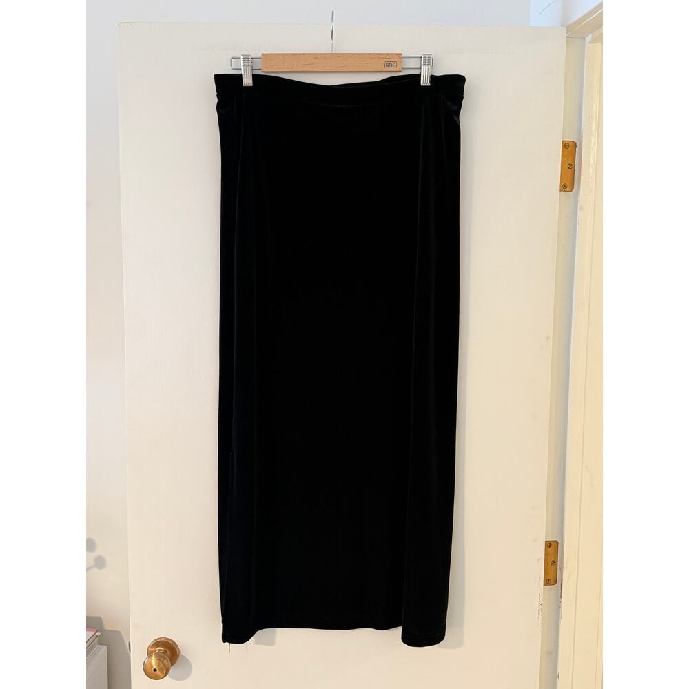 ✨ Merona Black Velvet Midi Skirt | Classic‎ Minimalist Velvet | Size XL